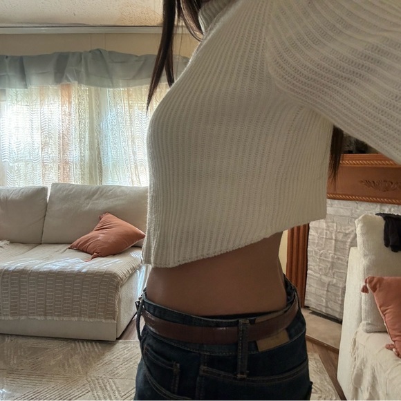 Cropped knit jumper - Picture 3 of 3